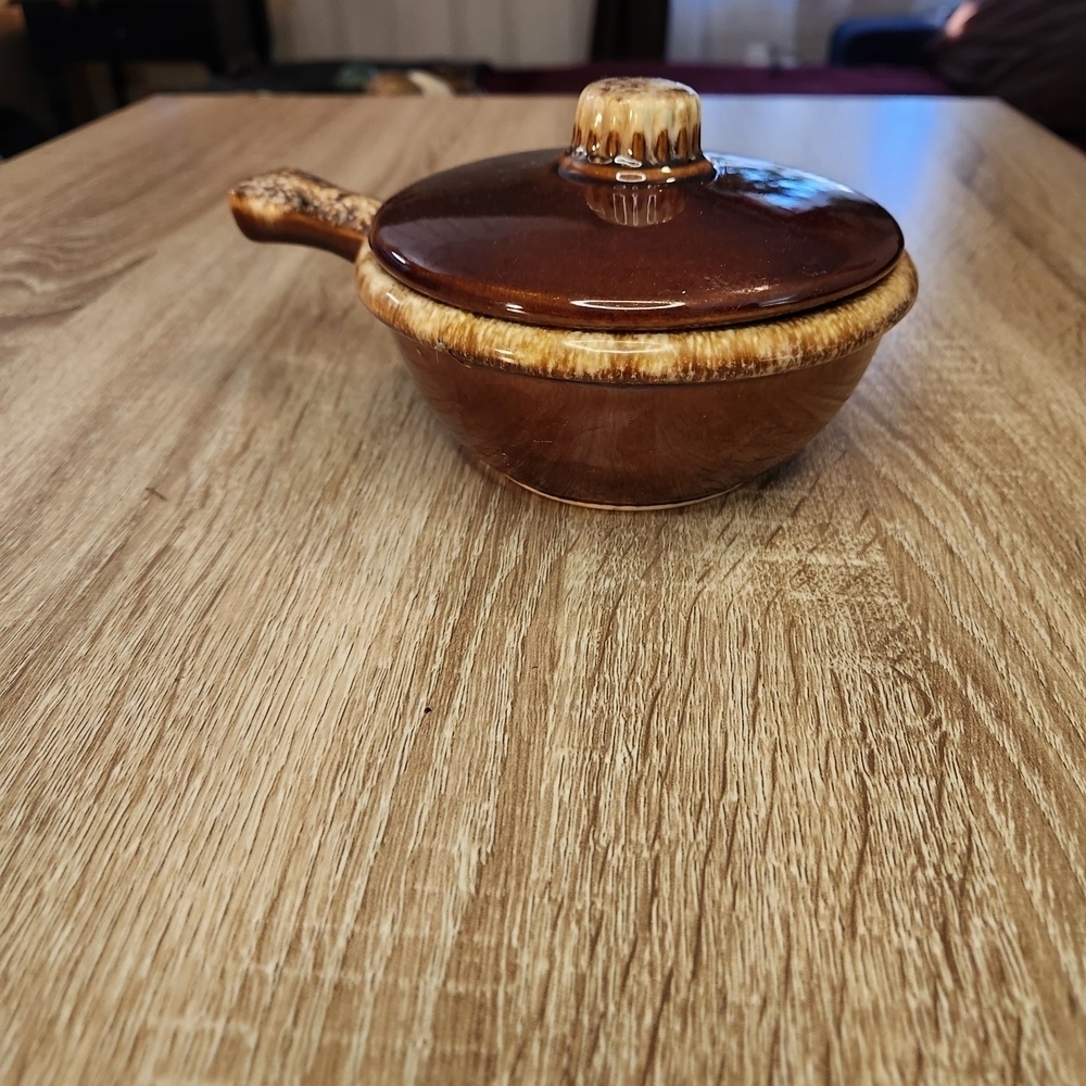 Brown Ceramic Cooking Pot with Lid